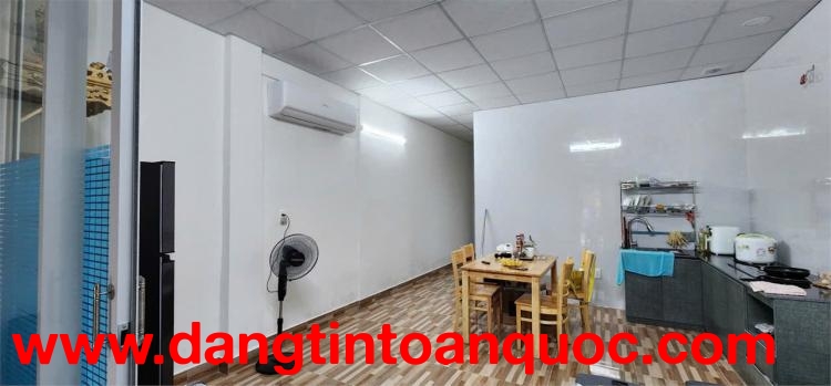 CĂN HỘ  ĐẸP  - GIÁ TỐT Bán căn hộ Opal Skyline view Hồ Bơi Phường Lái Thiêu, Thành phố Thuận An