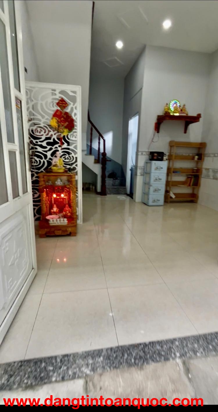 BÁN NHÀ GIÁ TỐT – GẦN CHỢ BÌNH CHÁNH