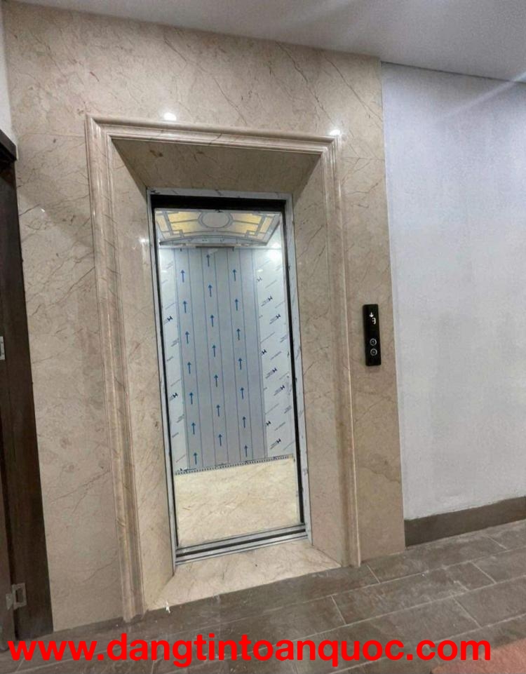 Cho thuê nhà mới, TM, 273m2- 6T, Nguyễn Trường Tộ, Hàng Than, Trấn Vũ