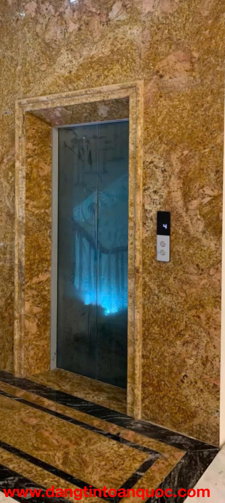 Cho thuê nhà căn góc, 221m2- 5,5T, Nguyễn Tuân, Vũ Trọng Phụng -89 tr