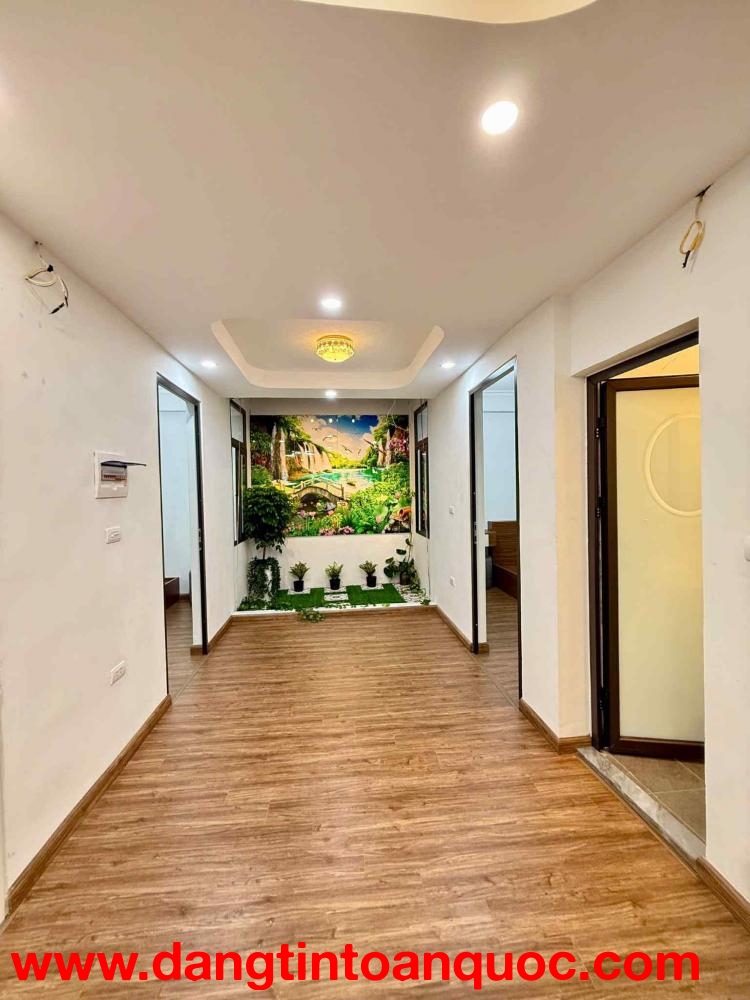 NHANH!LÔ GÓC,NHÀ DÂN XÂY,2 THOÁNG VĨNH VIỄN, OTO ĐỖ CỔNG,ĐỨC DIỄN,DT:40mx5T,8.4ty