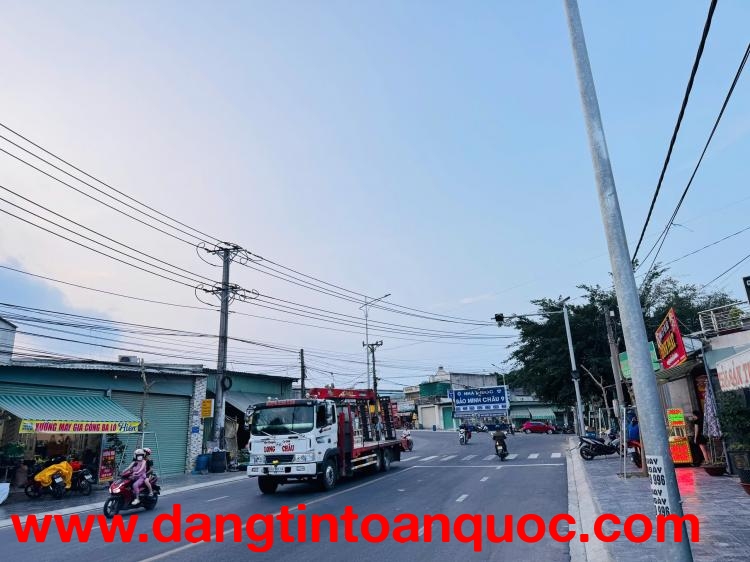 BÁN NHÀ MẶT TIỀN LIÊN HUYỆN, TÂN BÌNH, DĨ AN – NGANG 7M – 190M² – DÒNG TIỀN 30TR/THÁNG – GIÁ 7.3 TỶ