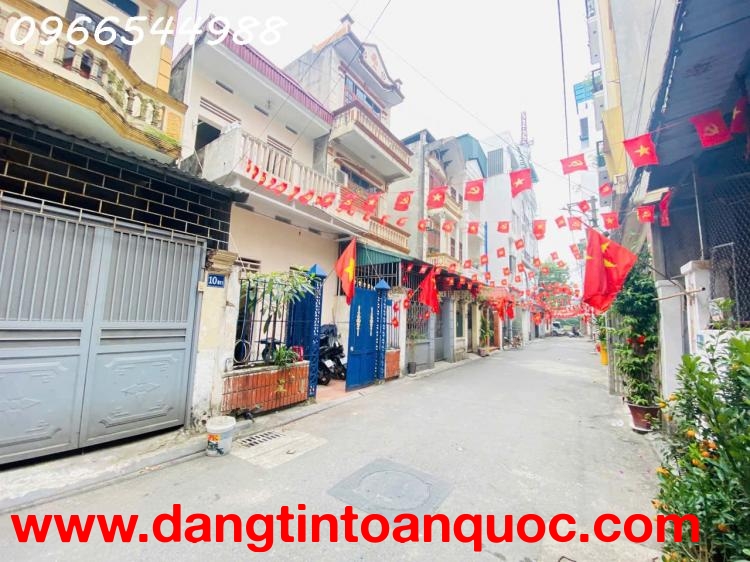 CHO THUÊ NHÀ NGUYÊN CĂN – KHU PHÂN LÔ 918 PHÚC ĐỒNG, LONG BIÊN, CHỈ 8 TR