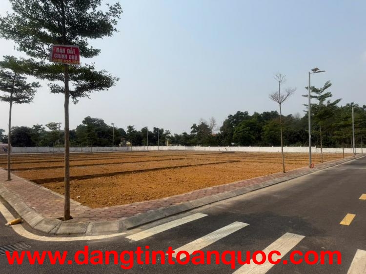 Lô góc Phú Cát ngay sát quốc lộ 21 cần tiền gấp bán nhanh trong tuần