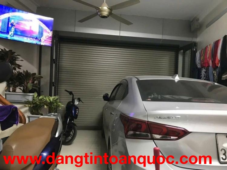 NHÀ NGUYỄN VĂN LINH – LONG BIÊN  30m² – 5 TẦNG – NGÕ Ô TÔ – FULL TIỆN ÍCH