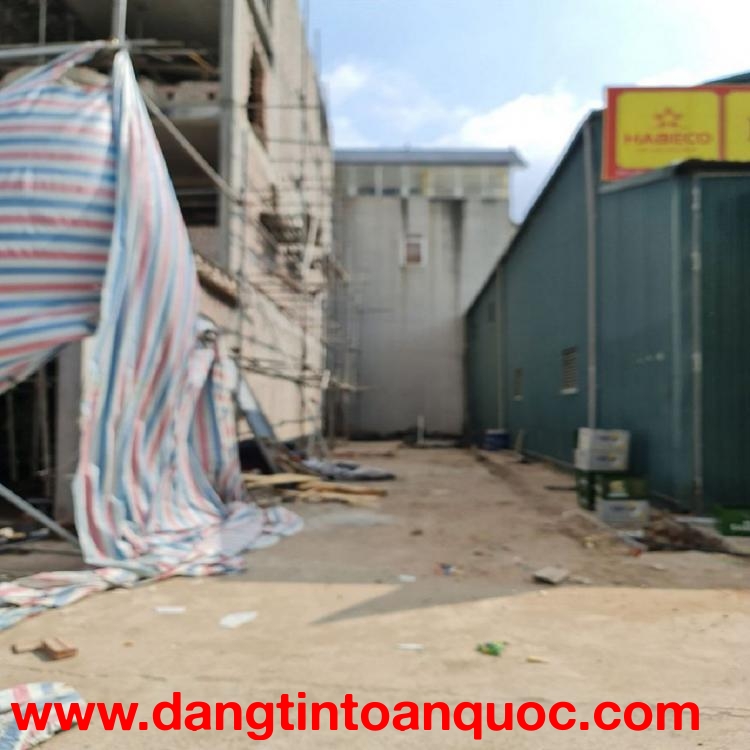 ???? Bán nhanh 100m2 Trâu Quỳ Gia Lâm mt 6,1m 15m ra đường ô tô thông. LH 0989894845