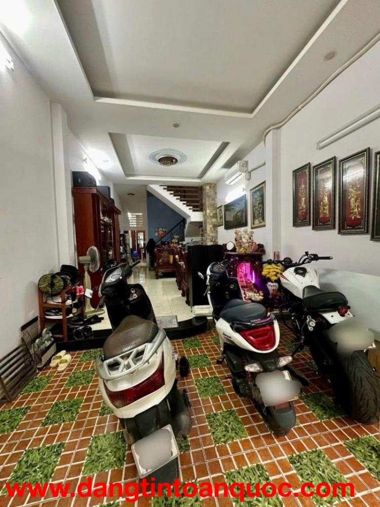 Bán nhà Mặt tiền Bàu Cát 8, gần Đồng Đen, Chung cư bàu Cát, 4x16m, 3 Tầng - 5PN, 12,9 tỷ