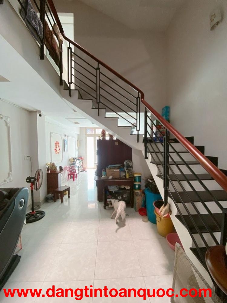 Nhà đẹp 5 tầng Dương Bá Trạc 4x16 ngay chợ Rạch Ông chỉ 10 tỷ 95- 0931172218