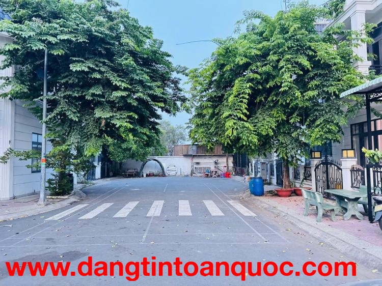 GIẢM 300 TRIỆU – NHÀ XÂY THÔ KDC PHÚC ĐIỀN CITYZEN – TÂN PHƯỚC KHÁNH – TÂN UYÊN  65M² – CHỈ 2.65 TỶ