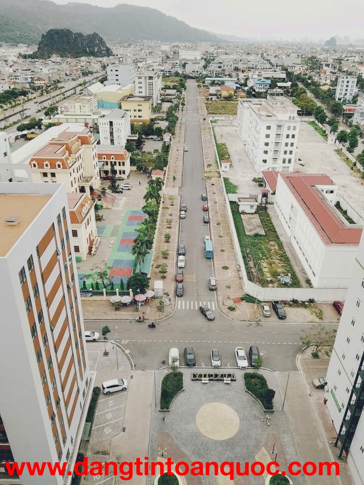 Bán Căn Hộ View Tầng Cao Diện tích 72m2 Thuộc căn góc  Luxcity Cẩm Phả.
