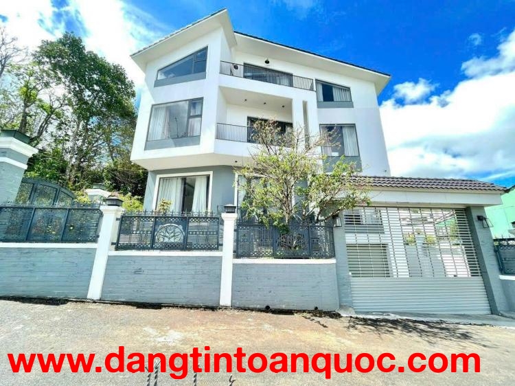 Bán Villa 5 phòng Vạn Hạnh, phường 8, Đà Lạt 14,5 tỷ