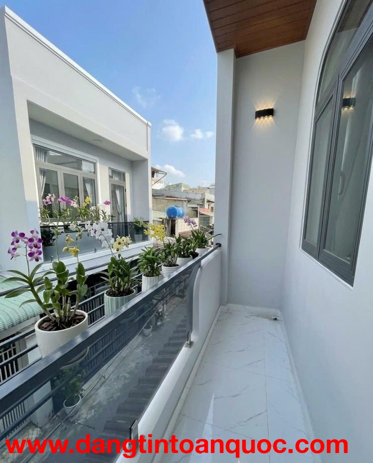 Ngay Ngã Tư Bốn Xã - HXH thông - DTSD 80m2 -  Khu nhà cao tầng đồng bộ - nhỉnh 5 tỷ (tl)