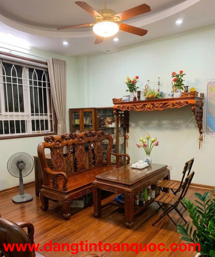 Chính chủ bán nhanh căn hộ 76 m² 2PN, căn góc, CT2 Mễ Trì Thượng, Từ Liêm, HN.