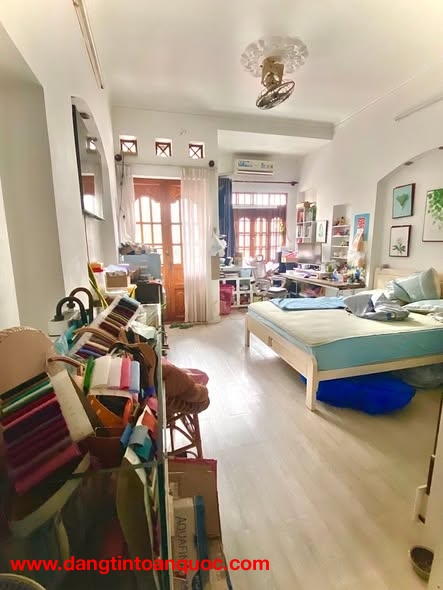 Chủ Gấp Bán Đi Định Cư - Hẻm 6m Một Trục kinh Doanh - Dòng Tiền ~30Tr/Tháng.