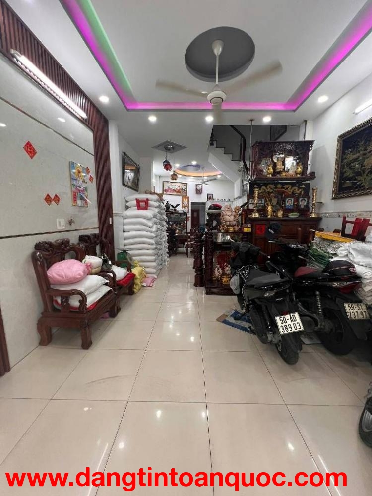 NHÀ BÀ ĐIỂM NGAY NGÃ TƯ TRUNG CHÁNH 1 BƯỚC QUA GÒ VẤP- 50M2-4 TẦNG- CHỈ 4,5 TỶ