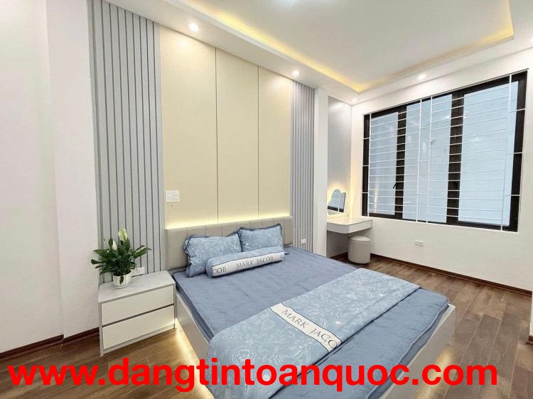 ???? NHÀ ĐẸP PHỐ LÊ LỢI – Hà Đông  30m² – 5 TẦNG – 7.X TỶ