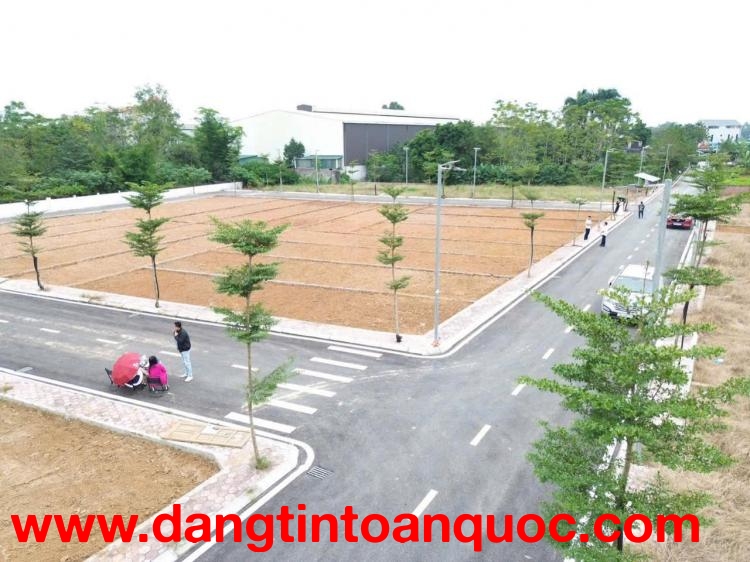 CHÍNH CHỦ NGỘP BANK BÁN CẮT LỖ 500TR ĐẤT PHÚ CÁT CÁCH ĐH QUỐC GIA 500M.