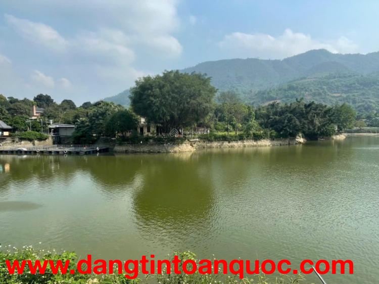 Bán đất cạnh hồ, uỷ ban nay là xã Phú Cát 150m2 thổ cư 100% giá quanh 4 tỷ