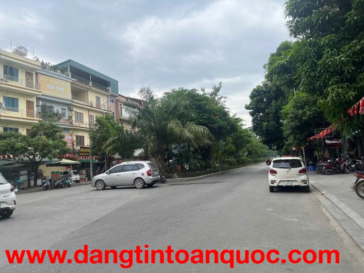 CẦN BÁN GẤP - Liền kề  HINODE ROYAL PARK - trục đường 30m đi ra HỒ TRUNG TÂM - NHỈNH 17 TỶ.