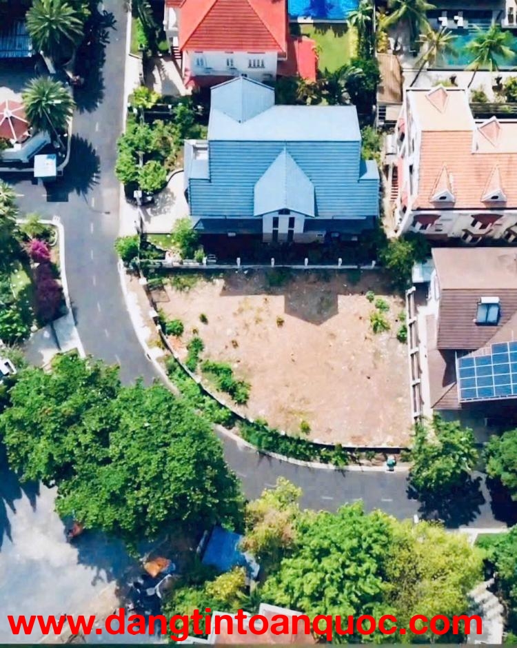 Giảm 5 tỷ_Bán đất góc 2 mặt tiền khu compound 146 Nguyễn Văn Hưởng Thảo Điền_471m2