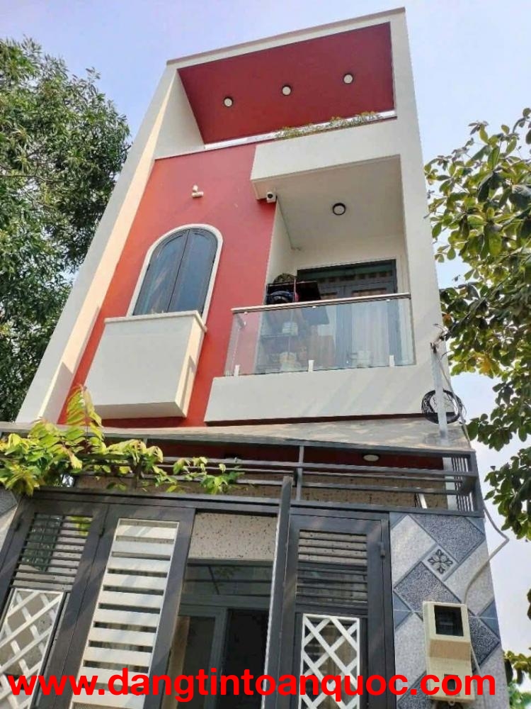 Bán nhà đường Ngô Chí Quốc, Thủ Đức, TP HCM. DT 60m2, 3 tầng, 4.75 tỷ, SHR - 0933125879