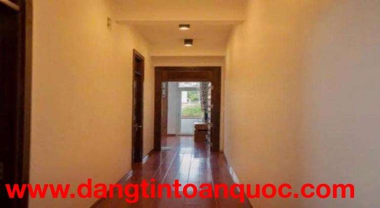 Cho thuê khách sạn 40 triệu/tháng đường Mai Hắc Đế Phường 6 Đà Lạt