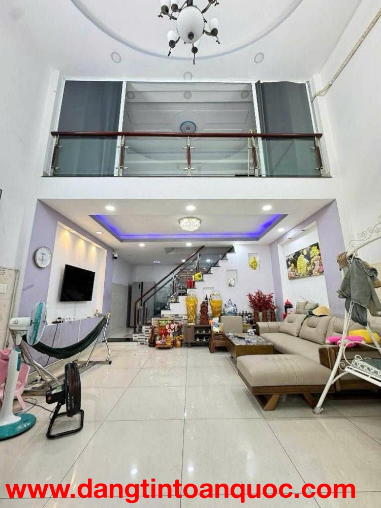 Bán nhà 1/ Trịnh Đình Trọng, Tân Phú - 3 tầng - ngang 5.5m - HXH - 4PN - hơn 7.5 tỷ(tl)