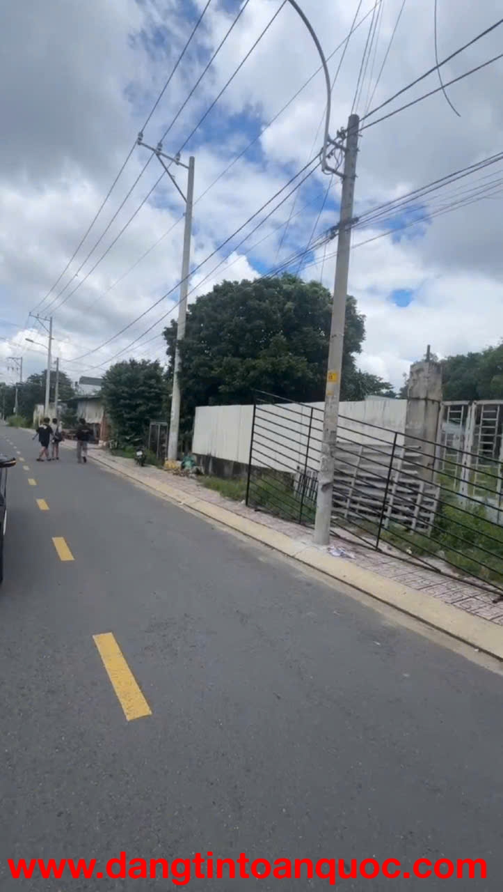 KHO/XƯỞNG MẶT TIỀN TÂN HIỆP 4 HÓC MÔN – 20x50 – FULL THỔ – GIÁ 29.9 TỶ (TL)