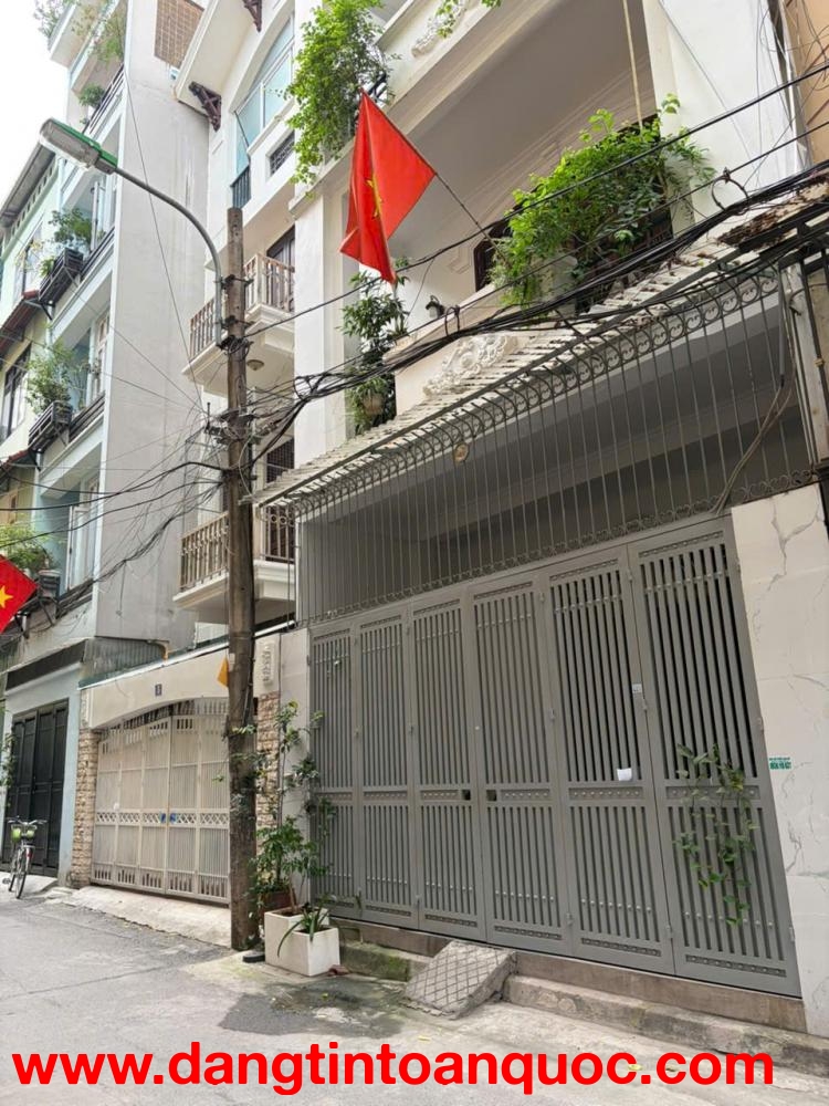 BÁN NHÀ TRẦN QUỐC HOÀN, PHÂN LÔ Ô TÔ TRÁNH, 2 THOÁNG, 60M, CHỈ 25 TỶ