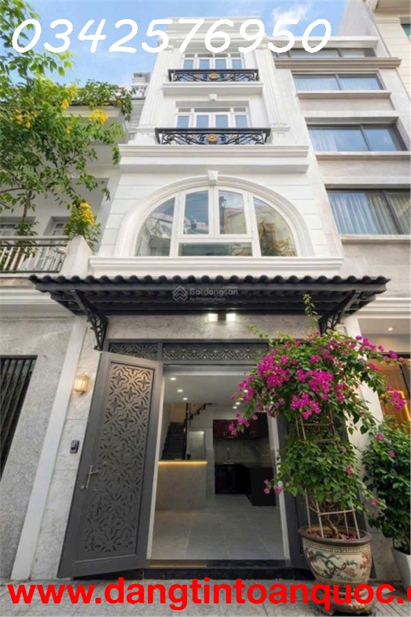 Bán nhà 2 tầng 21m² Nguyễn Thần Hiến, Q.4, 5.6 tỷ, sổ đỏ.