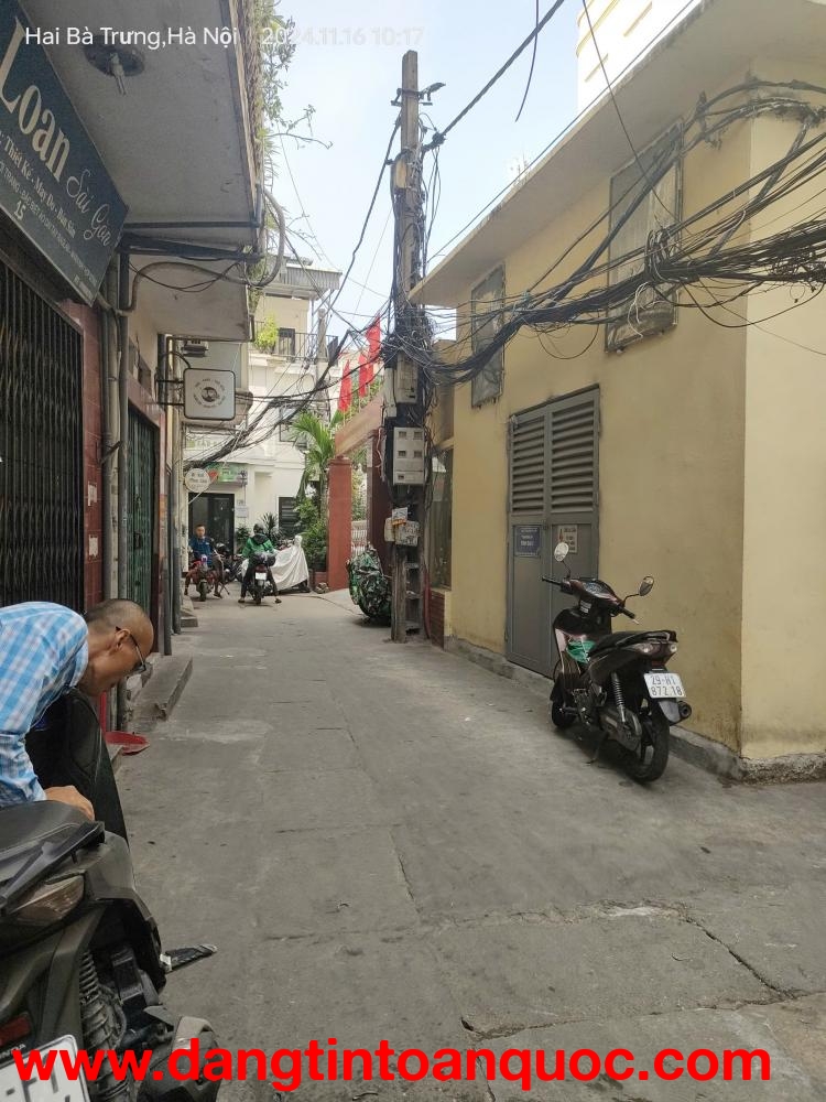 Bán gấp giá rẻ ô tô kinh doanh Ngõ Quỳnh 32m, 4 tầng, mặt tiền 4m, 8.6 tỷ Hai Bà Trưng.