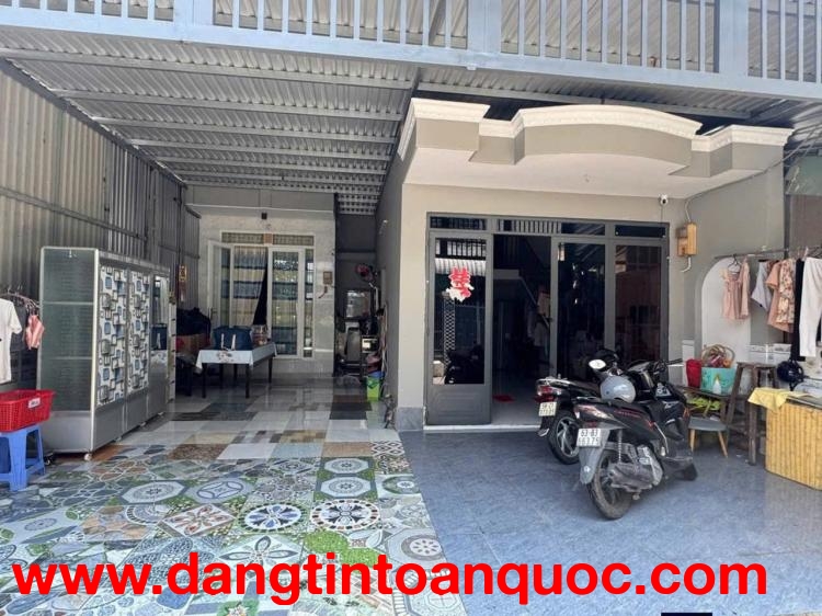 NHÀ 8M NGANG –  ÔTÔ NGỦ TRONG NHÀ – Nhỉnh 6ty