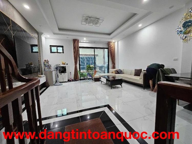 Đại Mỗ Nam Từ Liêm, 94m, 2 ô ô tránh, hàng xóm cho thuê văn phòng