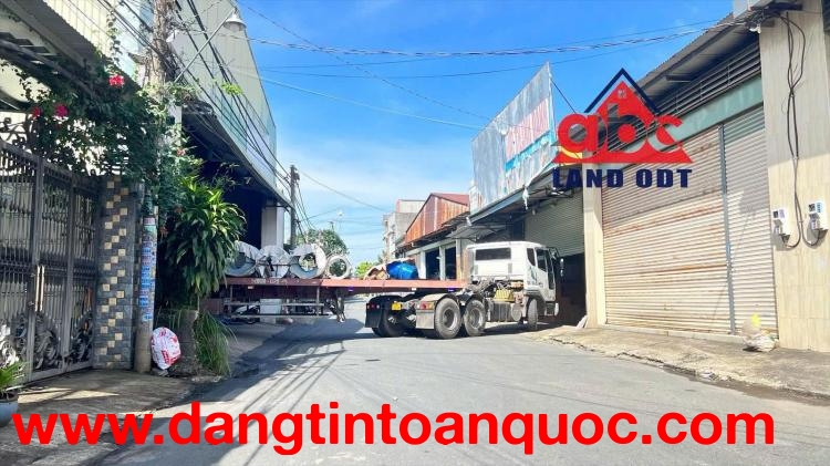 bán nhà xưởng đang có thu nhập cho thuê cao, phù hợp đầu tư lâu dài. đã chuyển đổi SKC