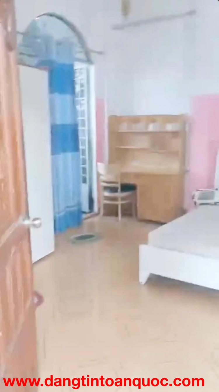 CẦN PASS GẤP PHÒNG TRỌ LẦU MỘT ,TRẦN  XUÂN SOẠN ,QUẬN 7 ,TPHCM