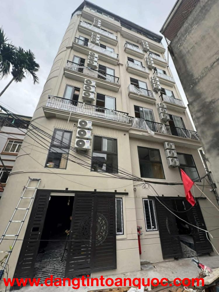 Chung cư mini Việt Hưng, 65m x 8 tầng, 19 phòng  khép kín, dòng tiền 1 tỷ/năm