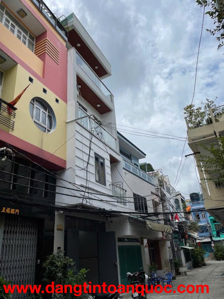 Nhà 3 tầng đẹp, Bình Trị Đông, Bình Tân