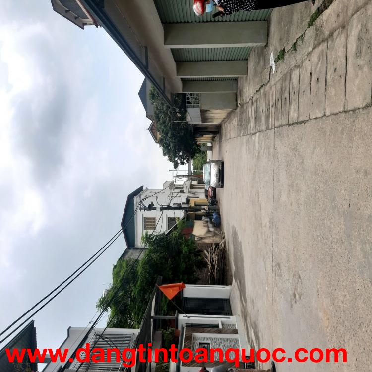 Bán đất 61m2 MT 4.2m ô tô tránh tại Trâu Quỳ, Gia Lâm giá hơn 8 tỷ. Lh 0989894845