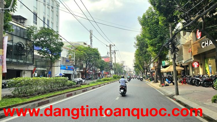 Bán Gấp Nhà Mặt Phố Bàu Cát Tân Bình 133m2 (4.1x33m), 2 Tầng, 2PN, Hướng ĐN, Sổ Hồng Riêng, 15 Tỷ. L