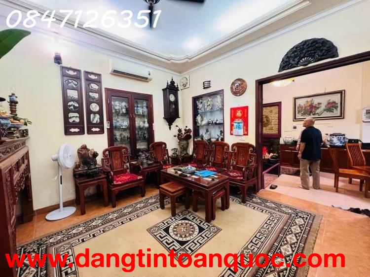 ????Nhà đẹp phố Cầu Giấy 54m 4T, MT 6.5m, Dân xây cực chắc, 13.9 tỷ