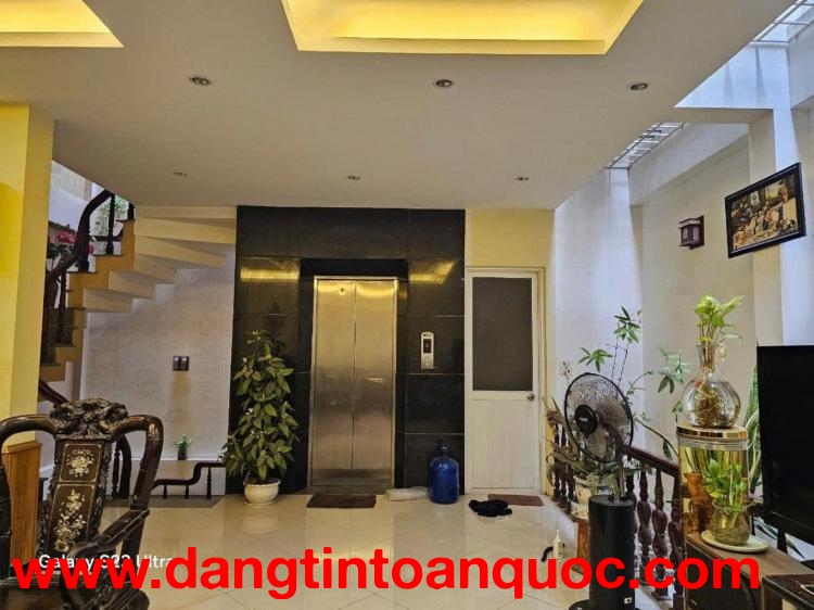 Bán nhà đẹp ĐẶng Vũ Hỷ- Dân Xây-Phân Lô- Vỉa Hè oto tránh 90m 5 tầng mặt tiền rộng 19 tỷ