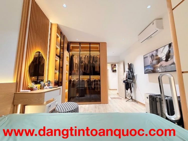 Tập thể 7,2 ha vĩnh phúc DT 120m 3 ngủ 2 wc - lô góc giá 6,5 tỷ -full nội thất