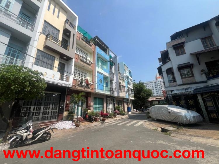 Bán nhà mặt tiền Bông Sao, ngang 4m, đối diện công viên Mới ở ngay- 0931172218