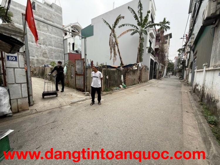 Bán đất ngõ 293 Ngọc Thuỵ 40m x 3,8m oto đỗ cửa tặng GPXD hơn 5t còn tl.