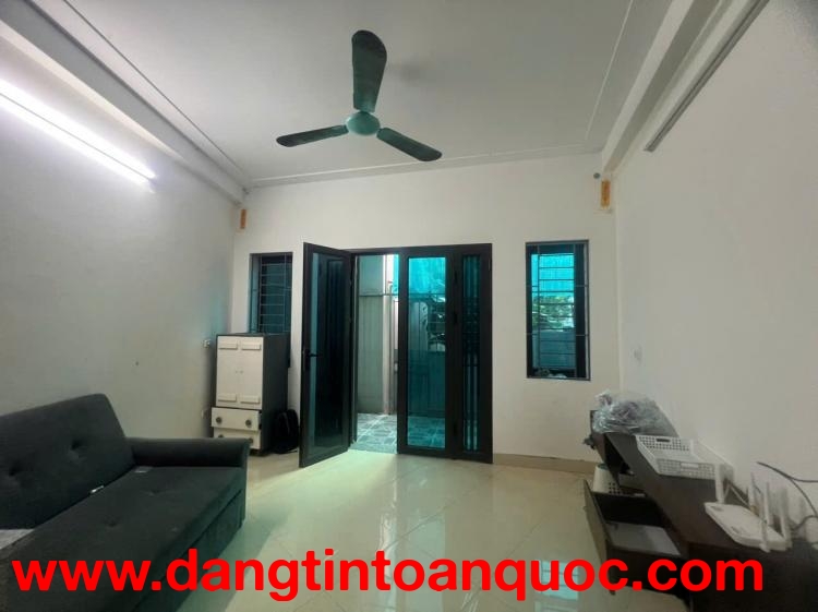 CC CẦN BÁN CĂN NHÀ 4 TẦNG DÂN XÂY KIM CHUNG ,HOÀI ĐỨC, HÀ NỘI.