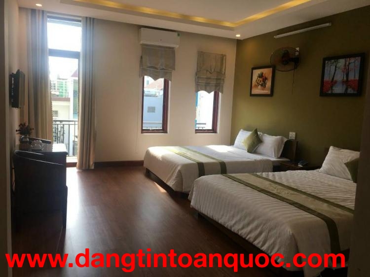 Bán khách sạn Đỗ Quang 108m2 5 tầng 12 phòng giá 18,5 tỷ trung tâm Đà Nẵng