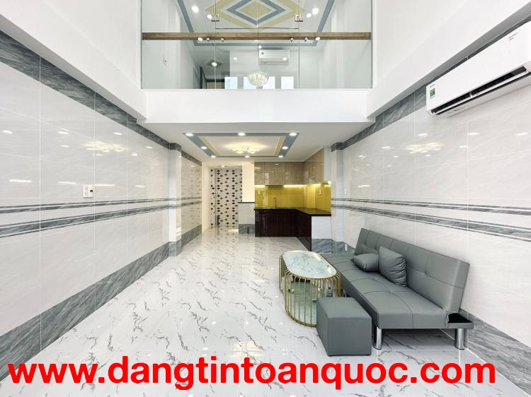 NHÀ DÂN XÂY,CẦU DIỄN,NGỌA LONG,T,MÁY,OTO ĐỖ CỔNG,DT:40mx6T,8TY