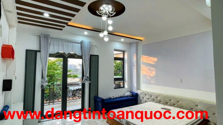 ????Bán nhà 4 tầng đường Hoà Phú 9 trục đường 7,5m thông Tô Hiệu