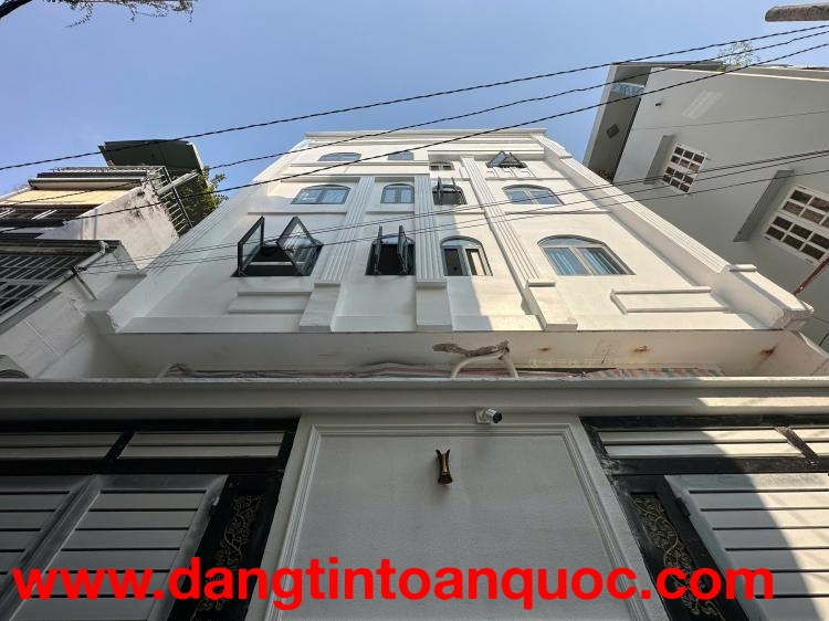 (Tin thật 100%) Bán tòa CHDV 250m2 x 50P tại Quang Trung - HXH 6m - Dòng tiền 2,3 tỷ ~ 9%/năm