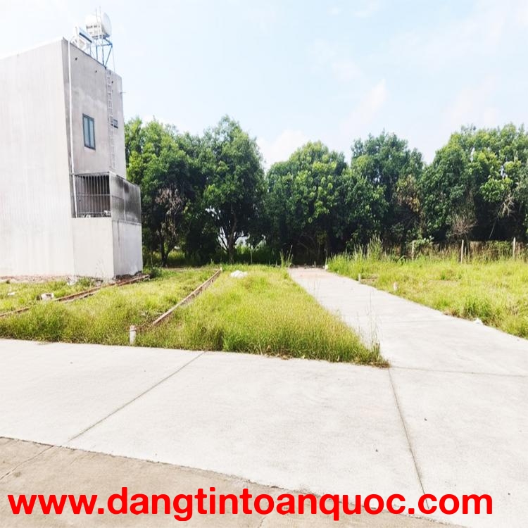 LÔ GÓC 2 MẶT TIỀN ĐƯỜNG  TT P. BẢO VINH, ĐN  CHỈ 218Tr/M